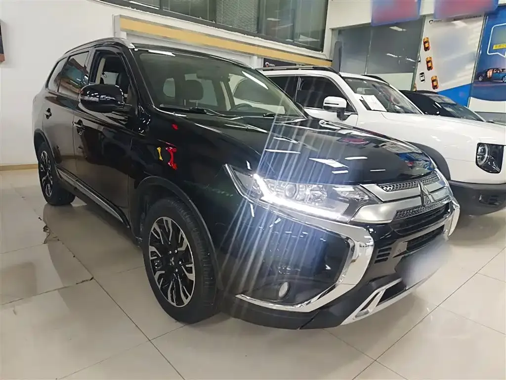 Mitsubishi Outlander 2021 из CN, фото 6