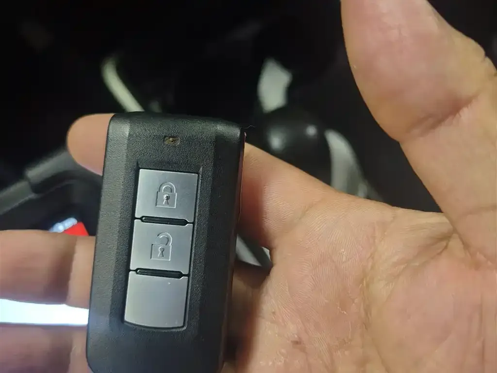 Mitsubishi Outlander 2021 из CN, фото 2