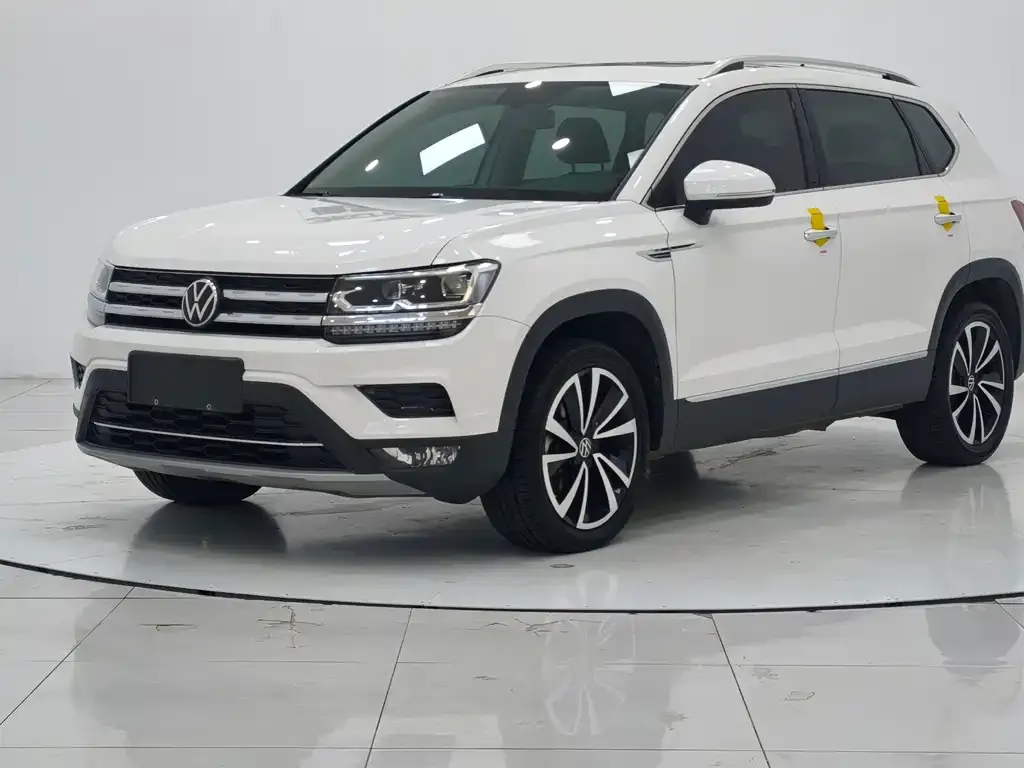 Volkswagen Tharu — фото 3