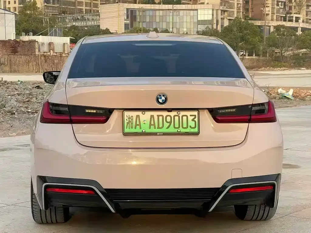 BMW i3 — фото 4