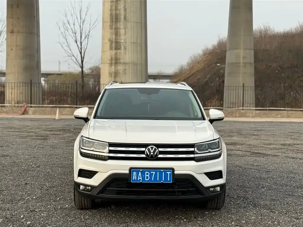 Volkswagen Tharu 2022 из CN, фото 8