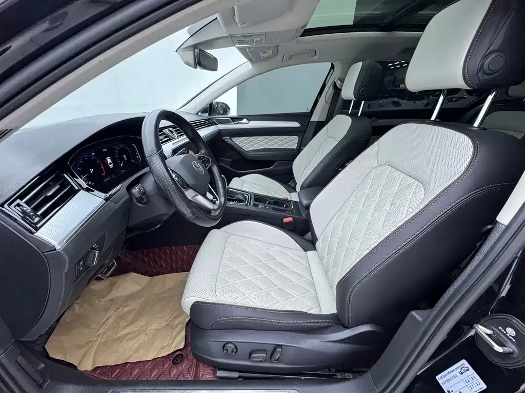 Volkswagen Magotan 2023 из CN, фото 4
