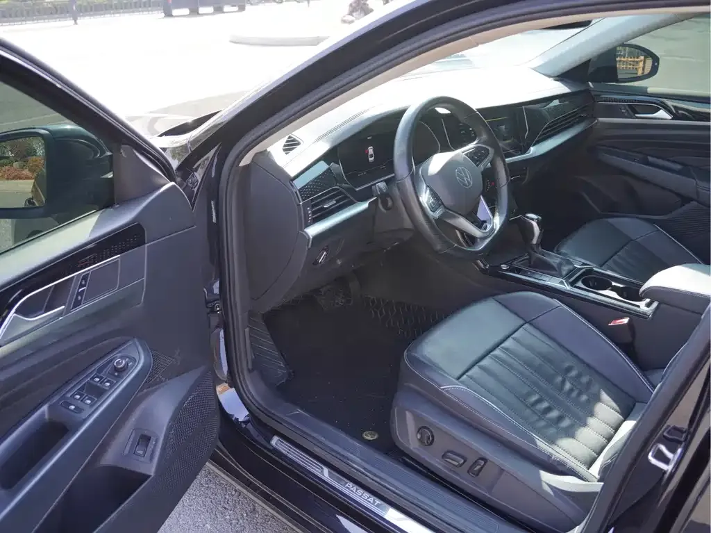 Volkswagen Passat — фото 5