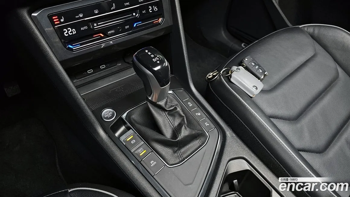 Volkswagen Tiguan — фото 9