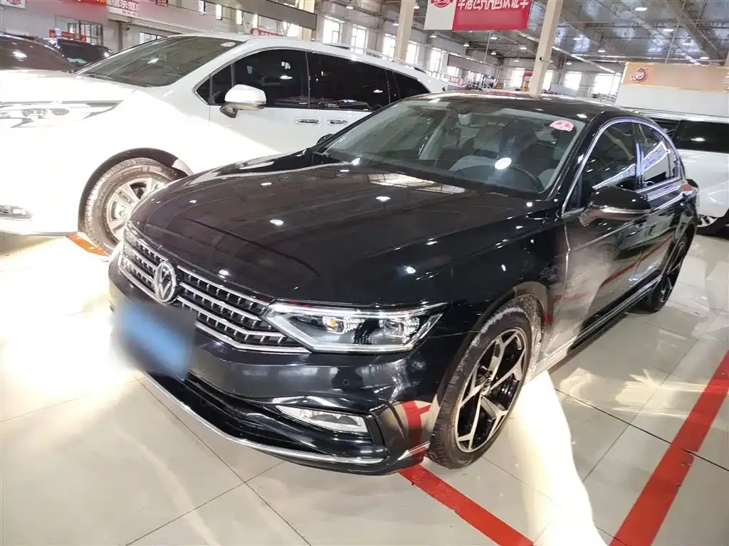 Volkswagen Magotan 2022 из CN, фото 8