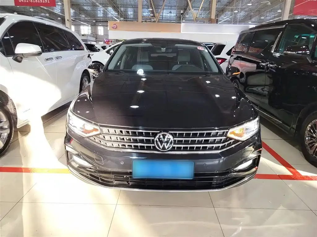 Volkswagen Magotan 2022 из CN, фото 9