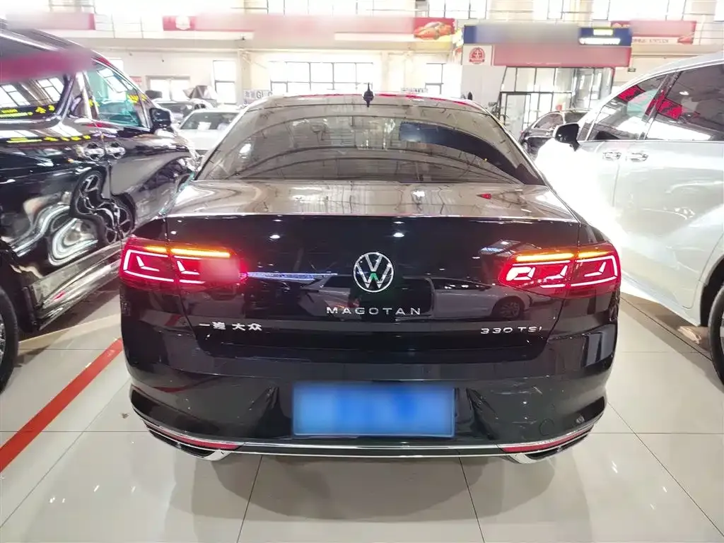 Volkswagen Magotan 2022 из CN, фото 3