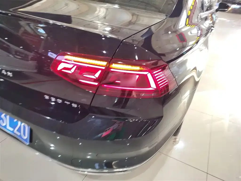 Volkswagen Magotan 2022 из CN, фото 10