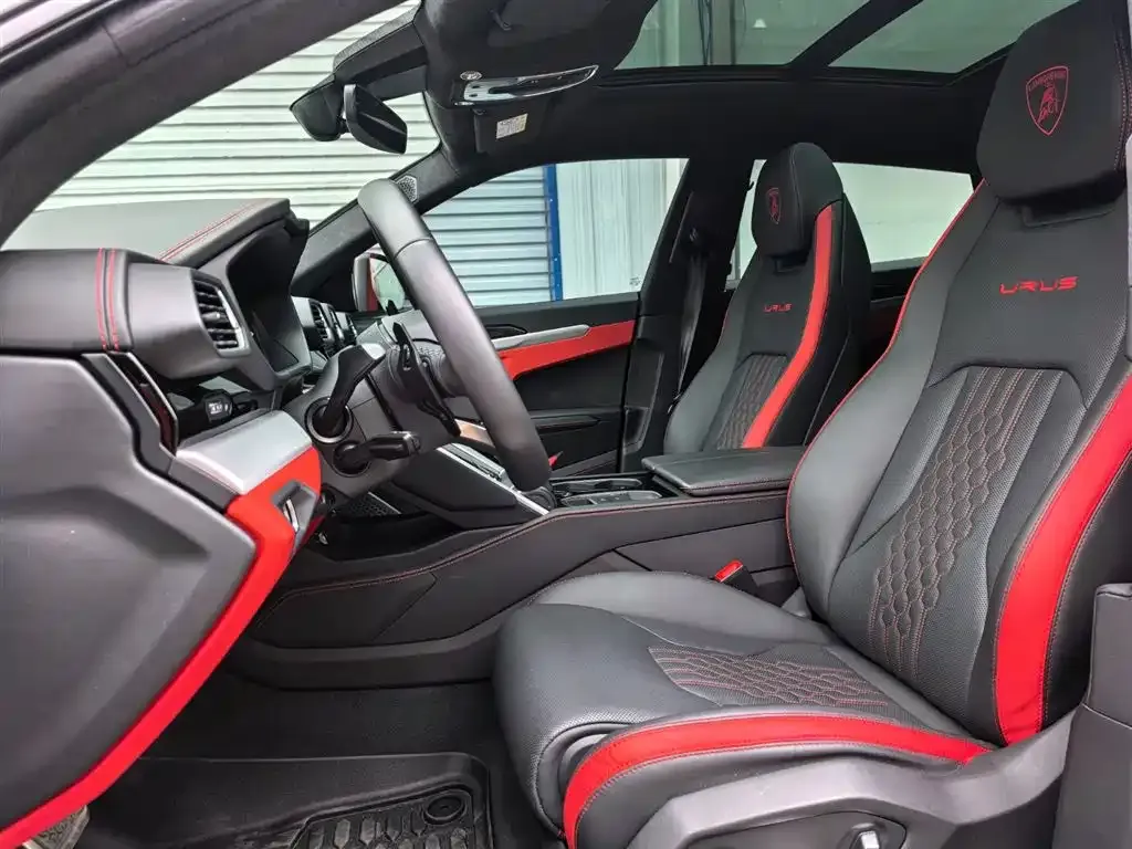 Lamborghini Urus 2023 из CN, фото 8