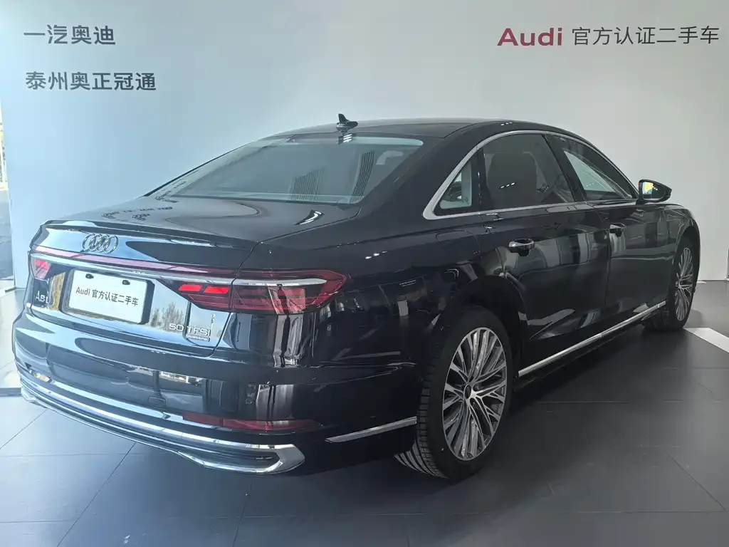 Audi A8 2024 из CN, фото 3