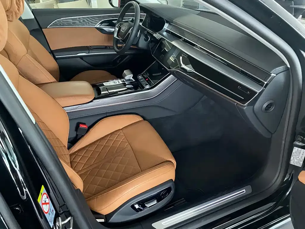 Audi A8 2024 из CN, фото 10