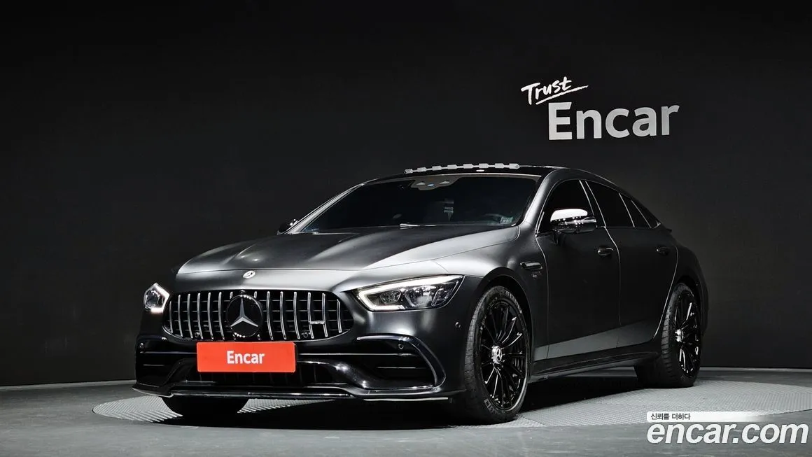 Mercedes-Benz AMG GT — фото 1