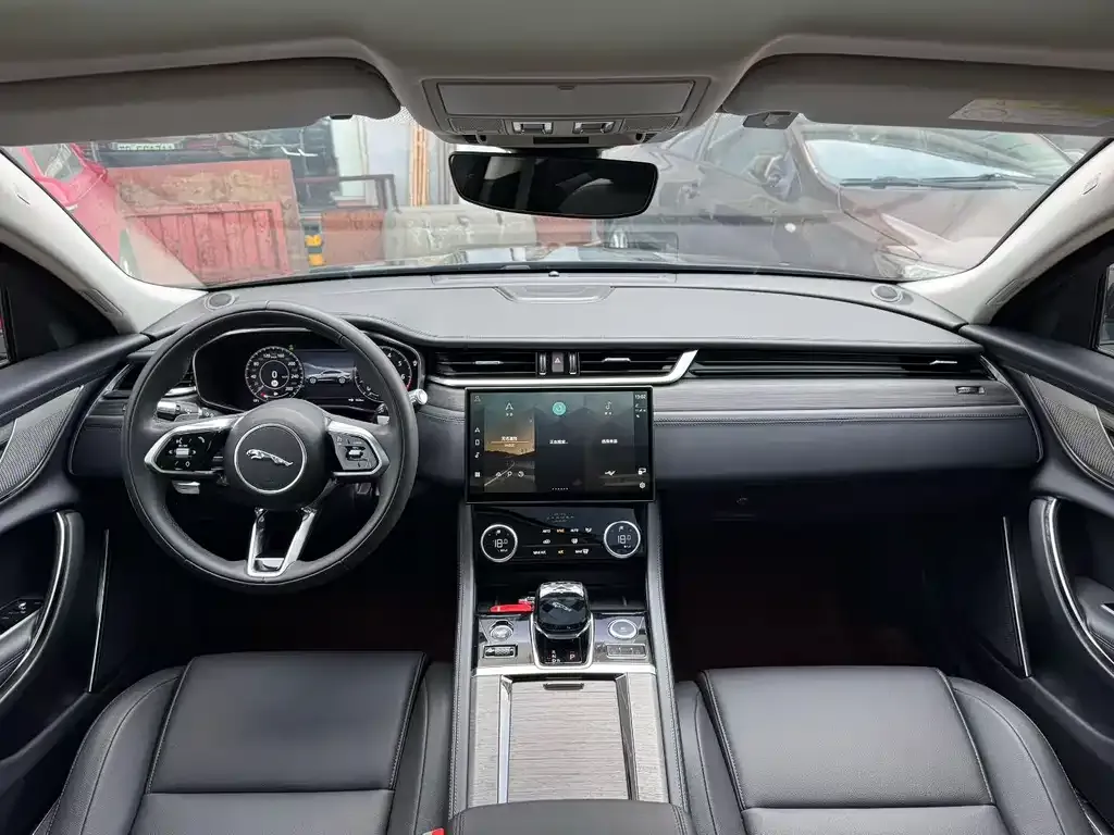 Jaguar XFL 2021 из CN, фото 6