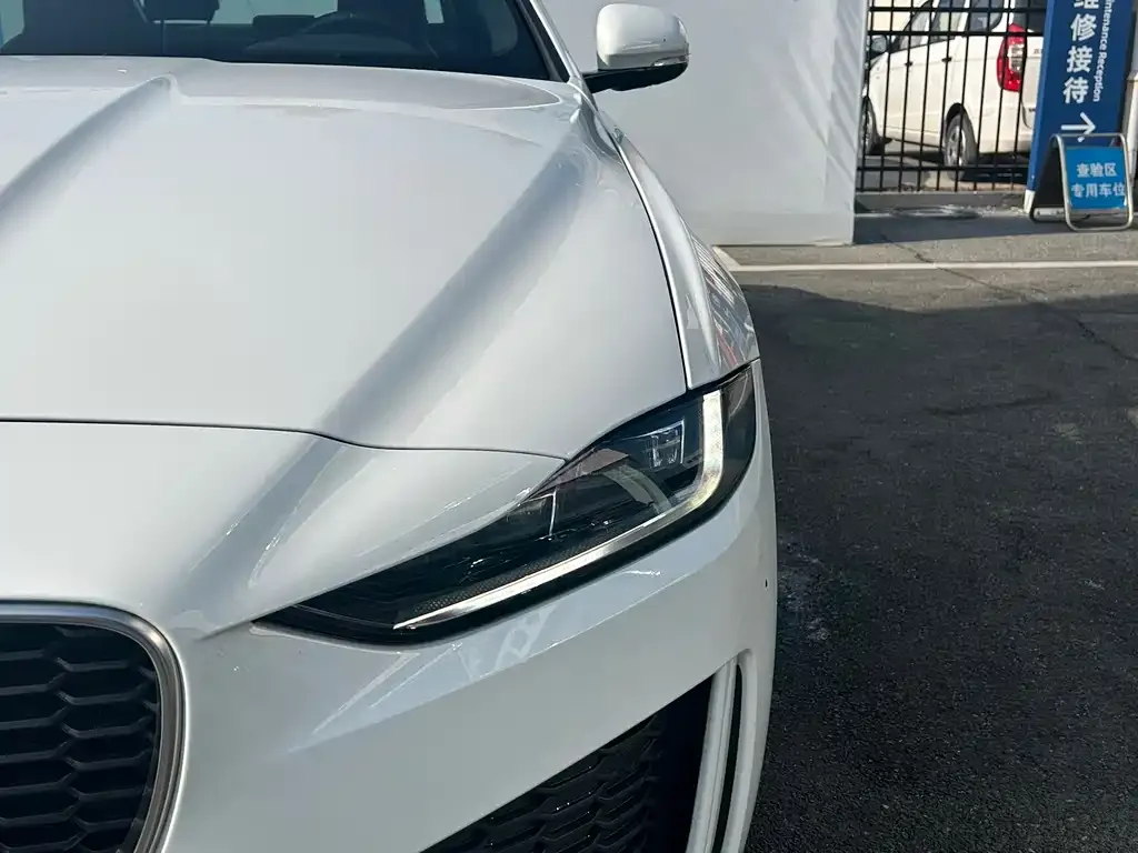 Jaguar XEL 2023 из CN, фото 4