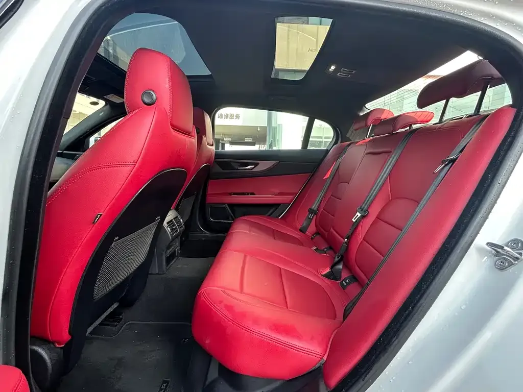 Jaguar XEL 2023 из CN, фото 6