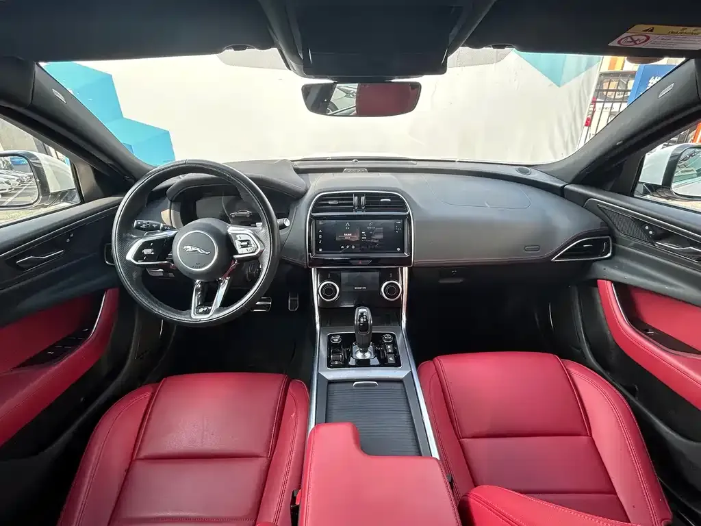 Jaguar XEL 2023 из CN, фото 7