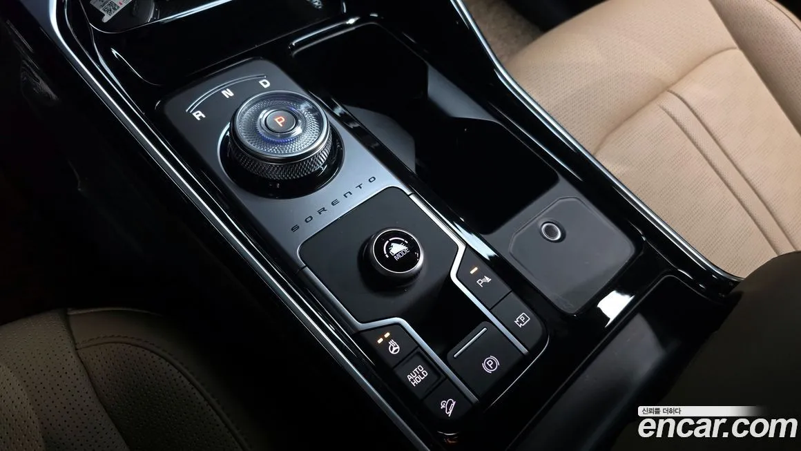 Kia Sorento — фото 9