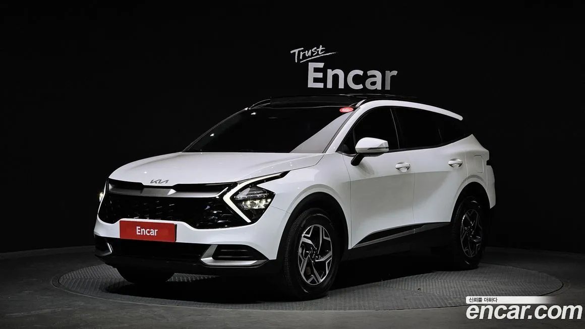 Kia Sportage — фото 1