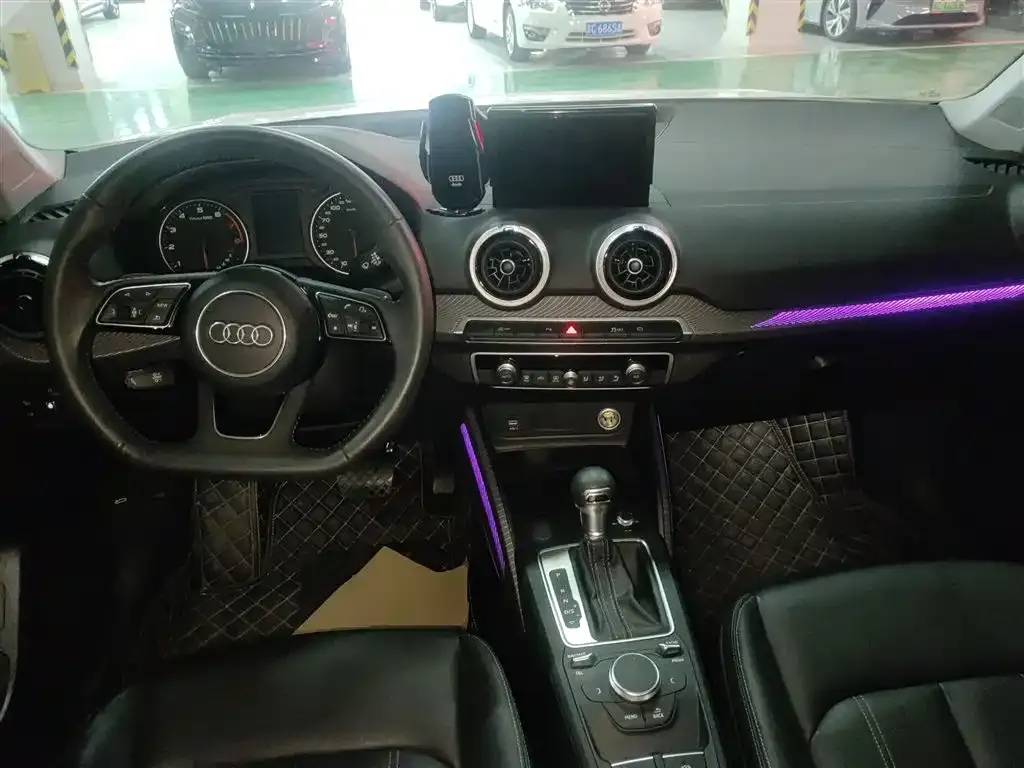 Audi Q2L 2022 из CN, фото 2