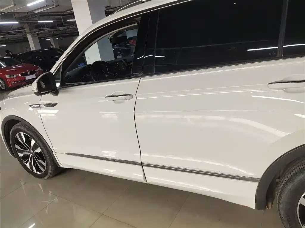Volkswagen Tiguan L 2022 из CN, фото 7