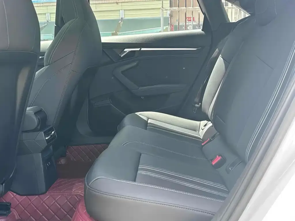 Audi A3 2022 из CN, фото 4
