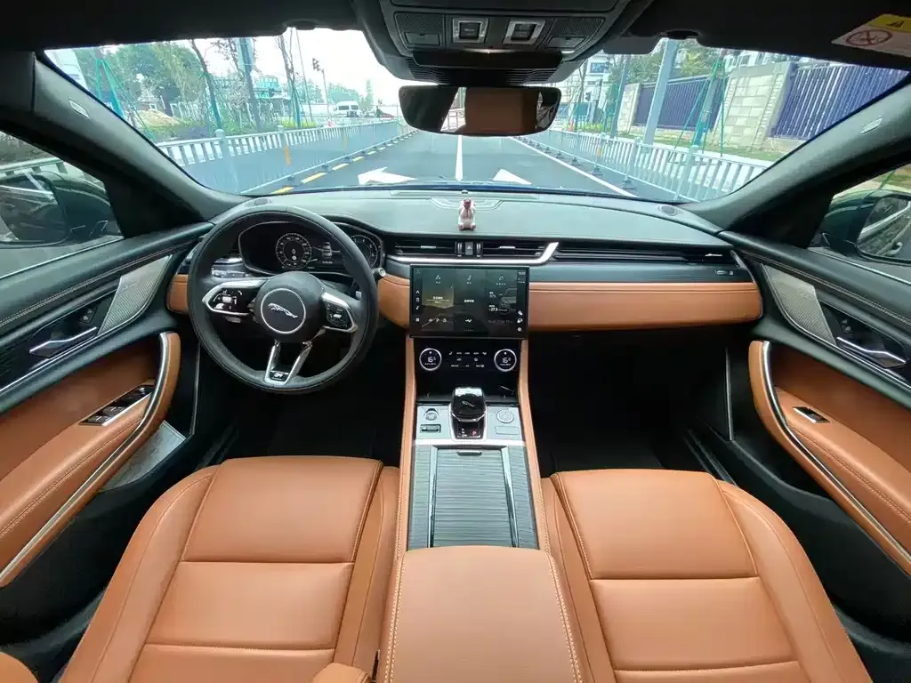 Jaguar XFL 2023 из CN, фото 10