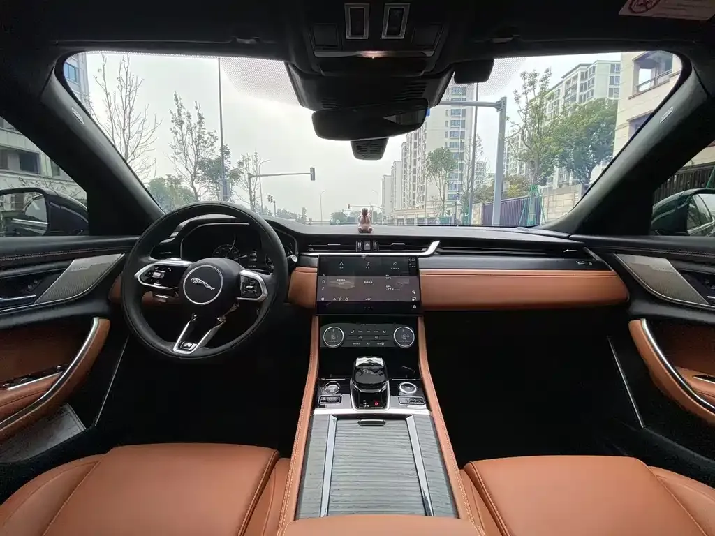 Jaguar XFL 2023 из CN, фото 3