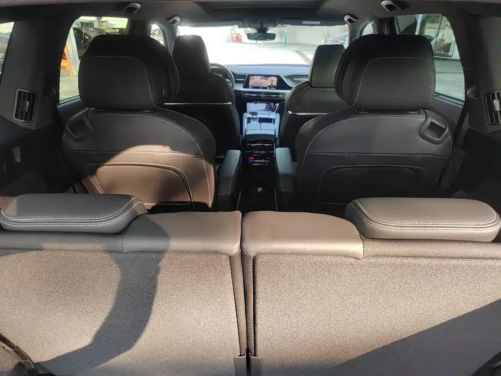 Audi Q6 2024 из CN, фото 6