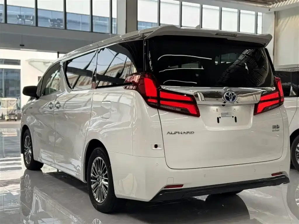 Toyota Alphard 2022 из CN, фото 6