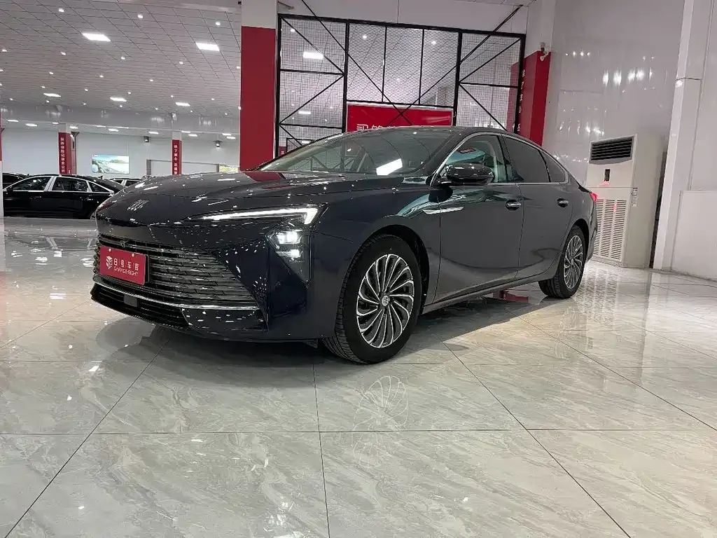 Buick LaCrosse 2024 из CN, фото 1