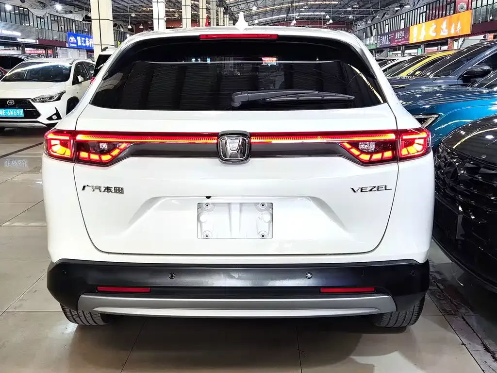 Honda Vezel — фото 10