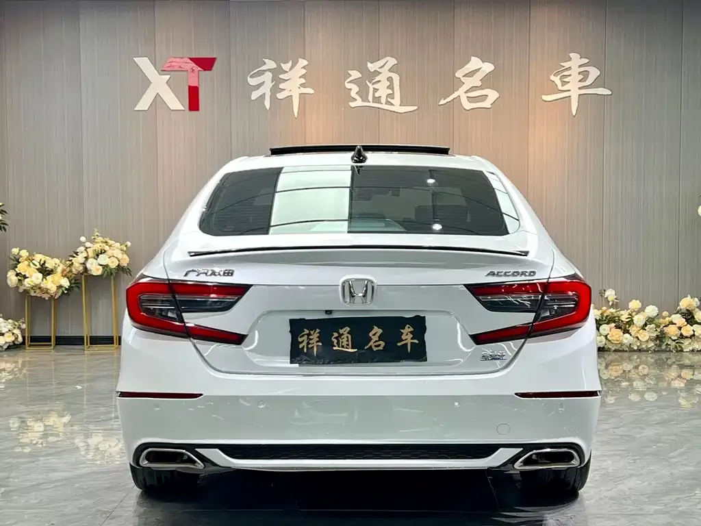 Honda Accord — фото 3