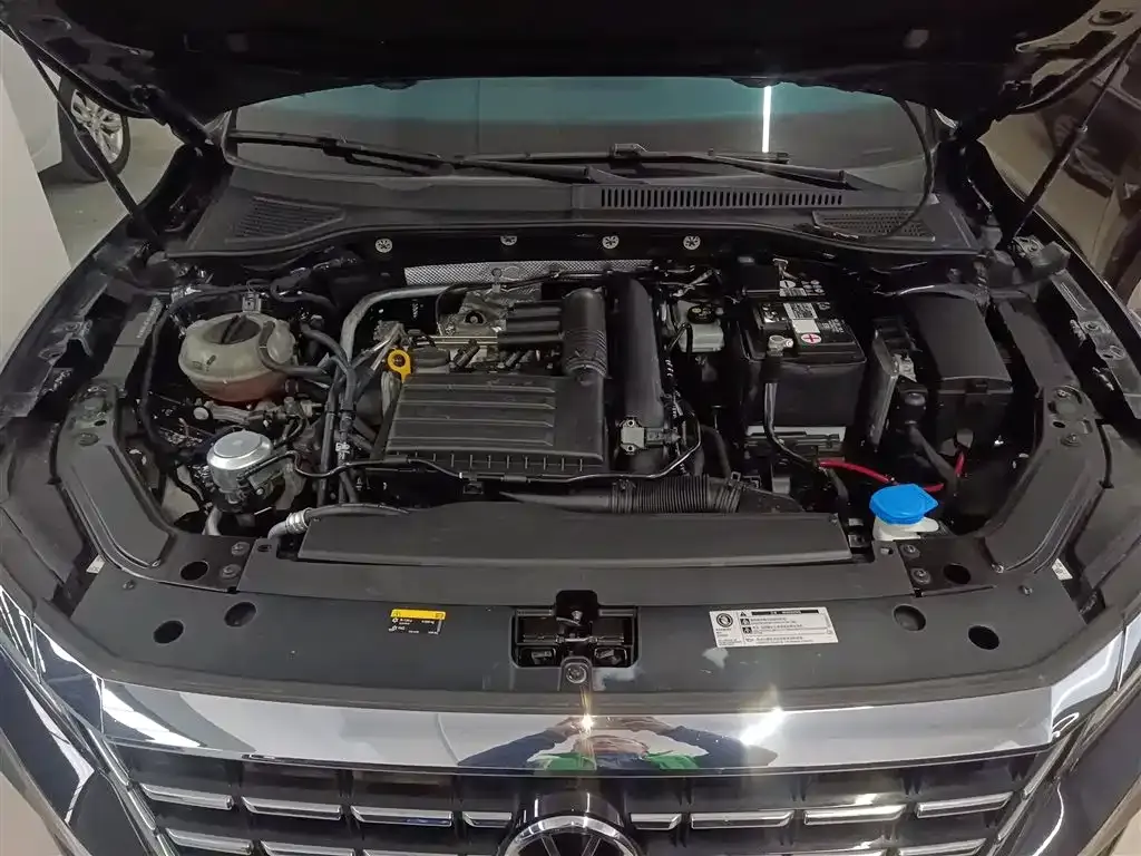 Volkswagen Passat 2022 из CN, фото 9