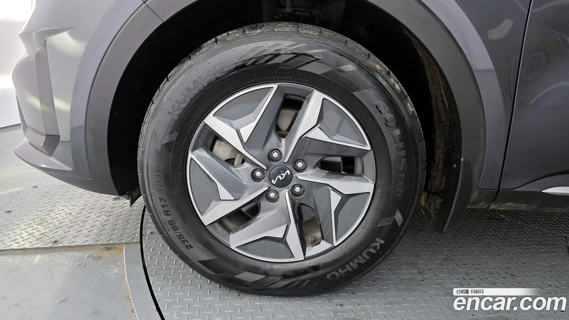 Kia Sorento — фото 6