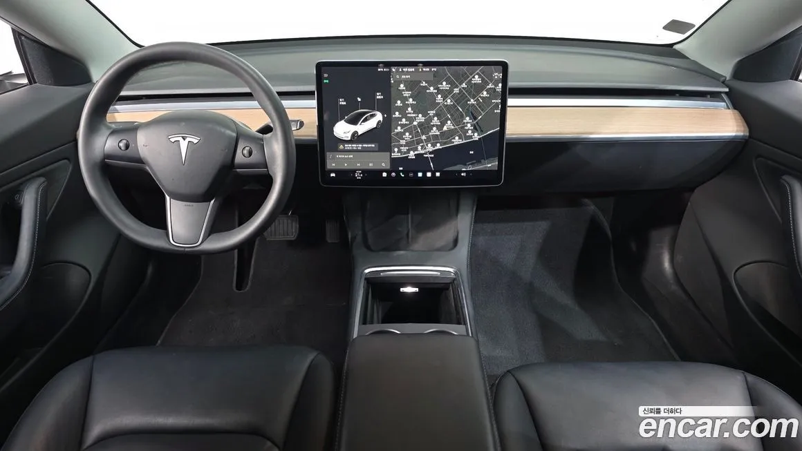 Tesla Model 3 — фото 9