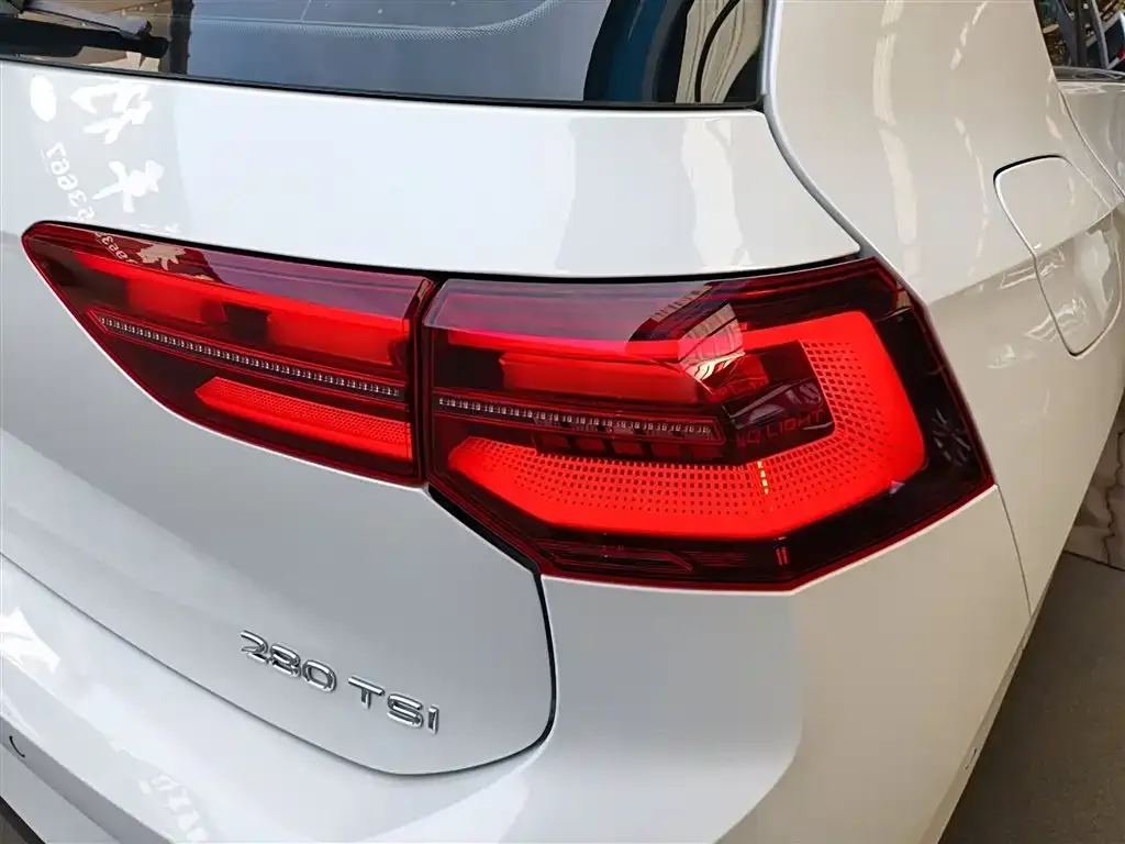 Volkswagen Golf 2021 из CN, фото 8
