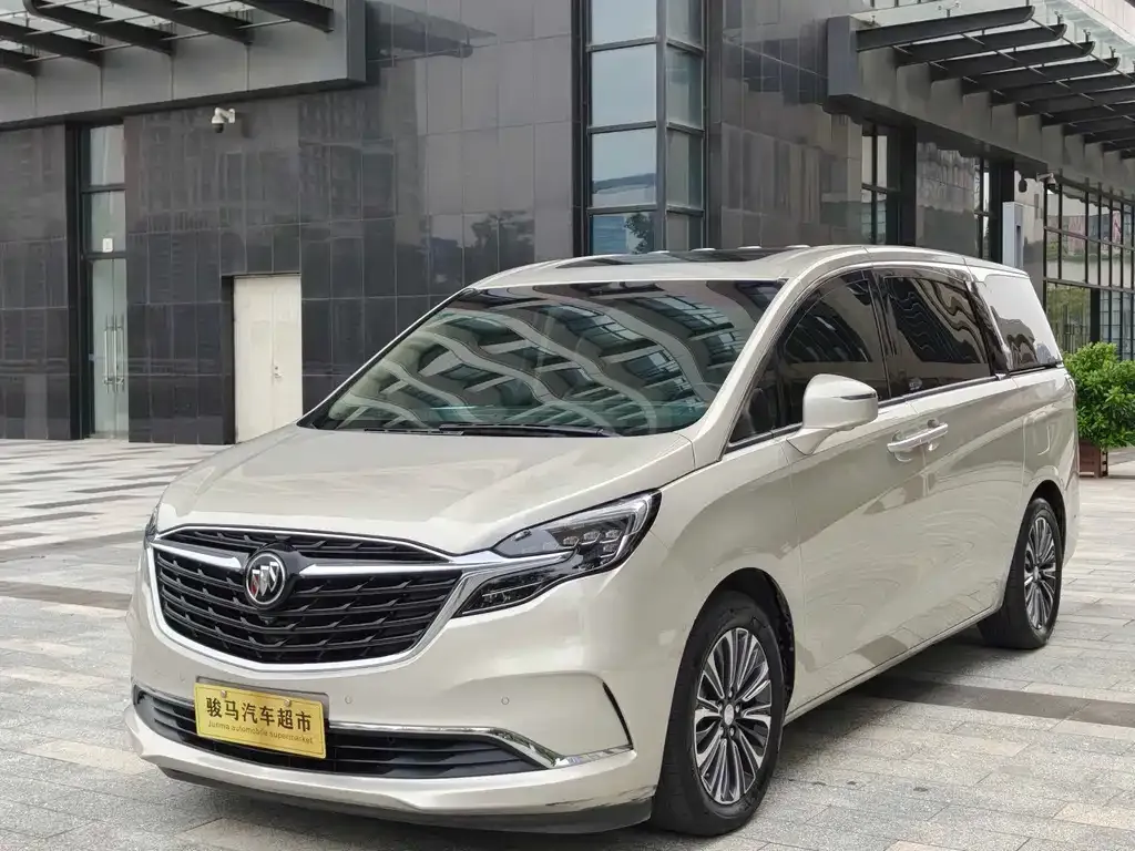 Buick GL8 2021 из CN, фото 1