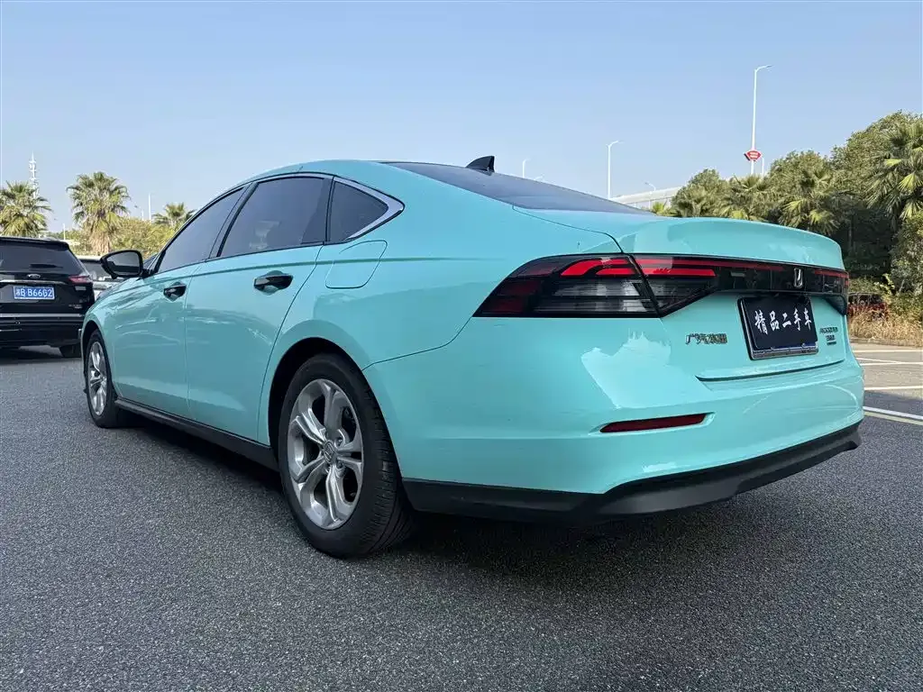 Honda Accord — фото 4