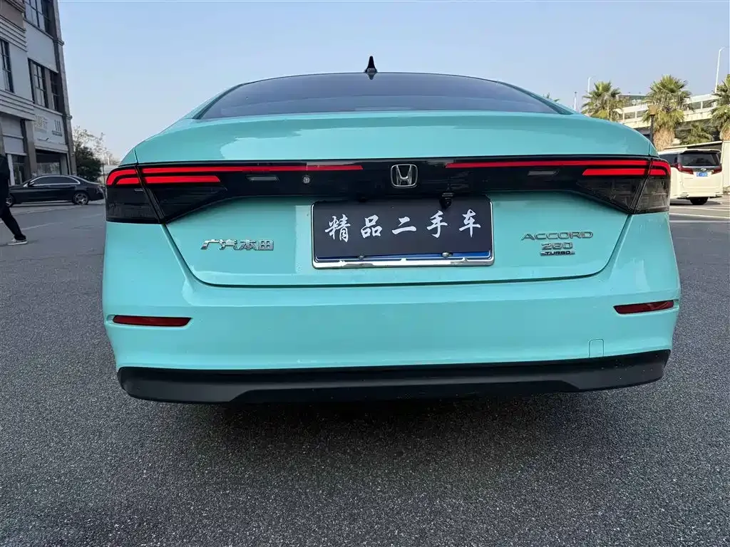 Honda Accord — фото 5