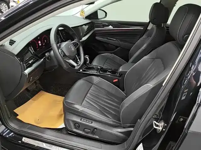 Volkswagen Passat 2022 из CN, фото 10