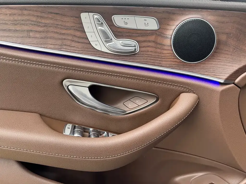 Mercedes-Benz E-Class 2023 из CN, фото 9