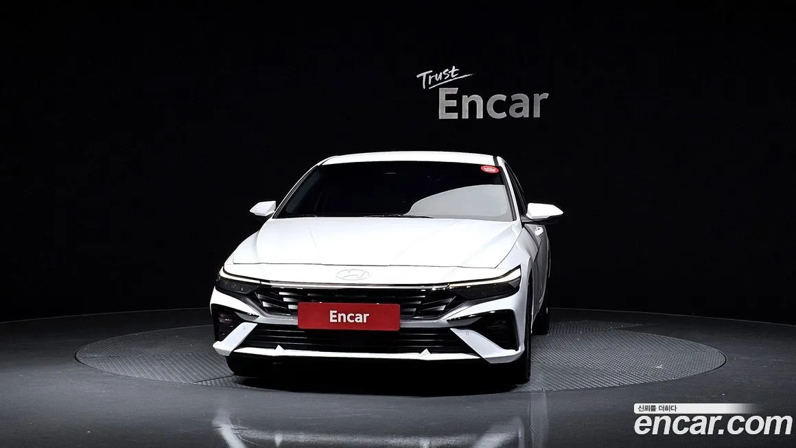 Hyundai AVANTE — фото 3