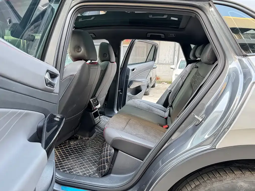 Volkswagen ID.4 X 2022 из CN, фото 2