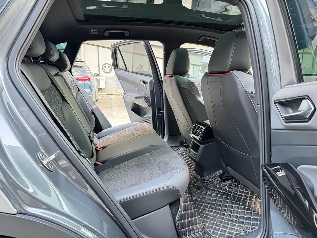 Volkswagen ID.4 X 2022 из CN, фото 6