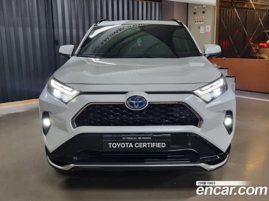 Toyota RAV4 2023 из KR, фото 4
