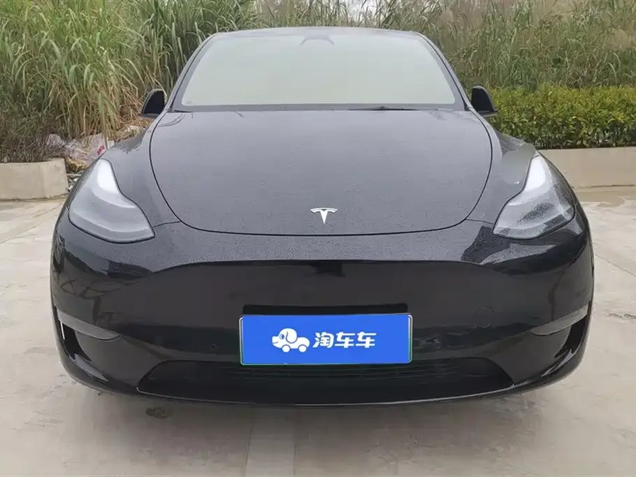 Tesla Model Y — фото 8