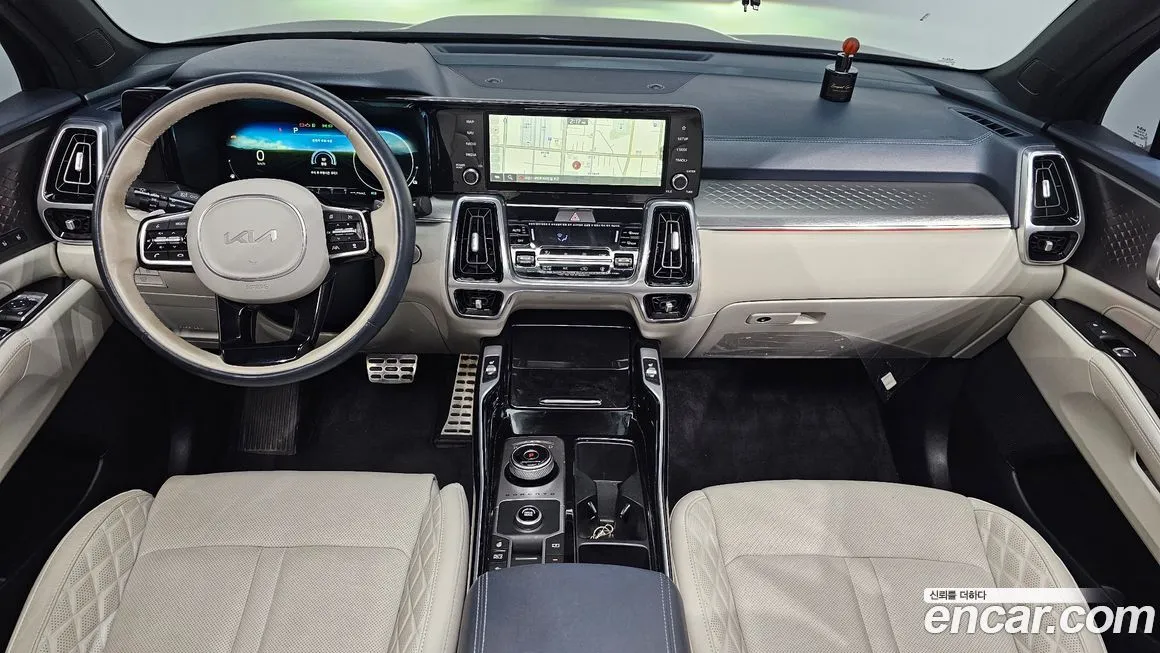 Kia Sorento — фото 6