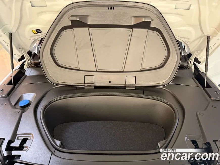 Volvo XC40 2024 из KR, фото 4