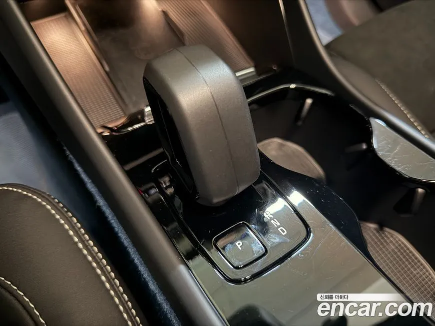 Volvo XC40 2024 из KR, фото 10