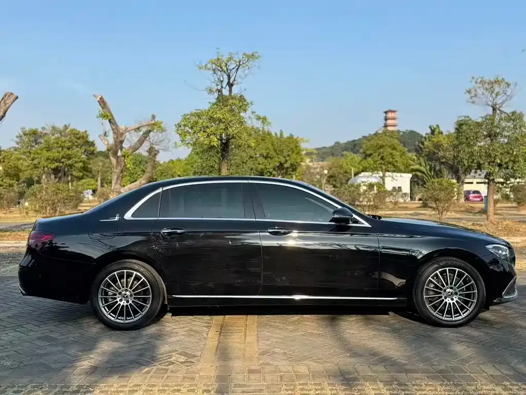Mercedes-Benz E-Class 2022 из CN, фото 3